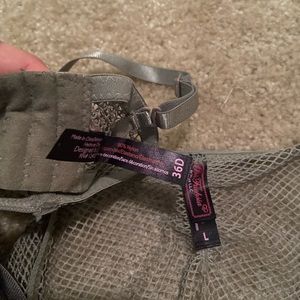 Green mesh lingerie set. Size 36D bra, L panties. Never worn.